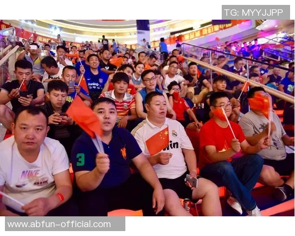 苏宁足球旗舰店全新上线球迷必备装备一站购齐尽享精彩赛事体验